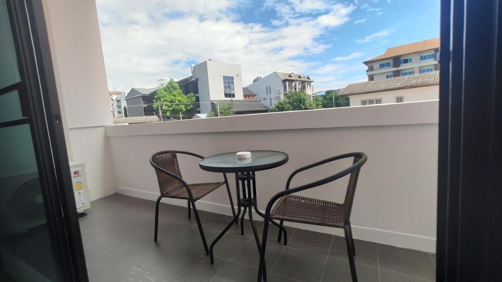 The European Chiang Mai Hotel Екстериор снимка